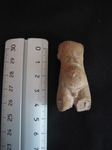 Figura torso de terracota Romano siglo I-III D.C